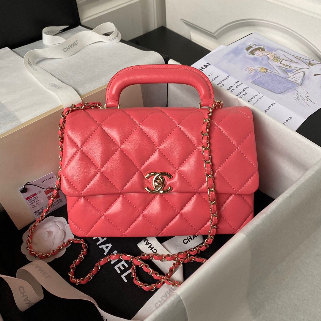 Ladies Chanel bags Lilly Onlines