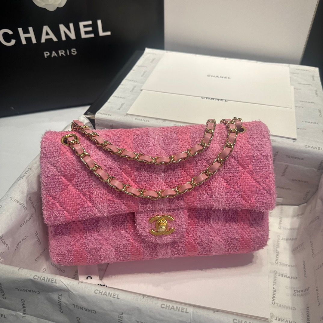 Ladies Chanel bags Lilly Onlines