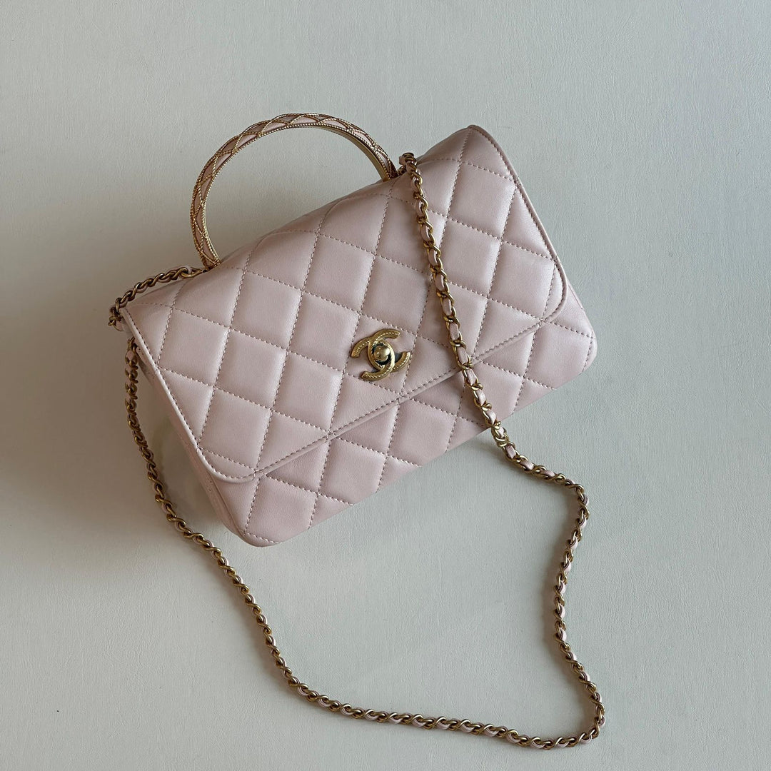 Ladies Chanel bags Lilly Onlines