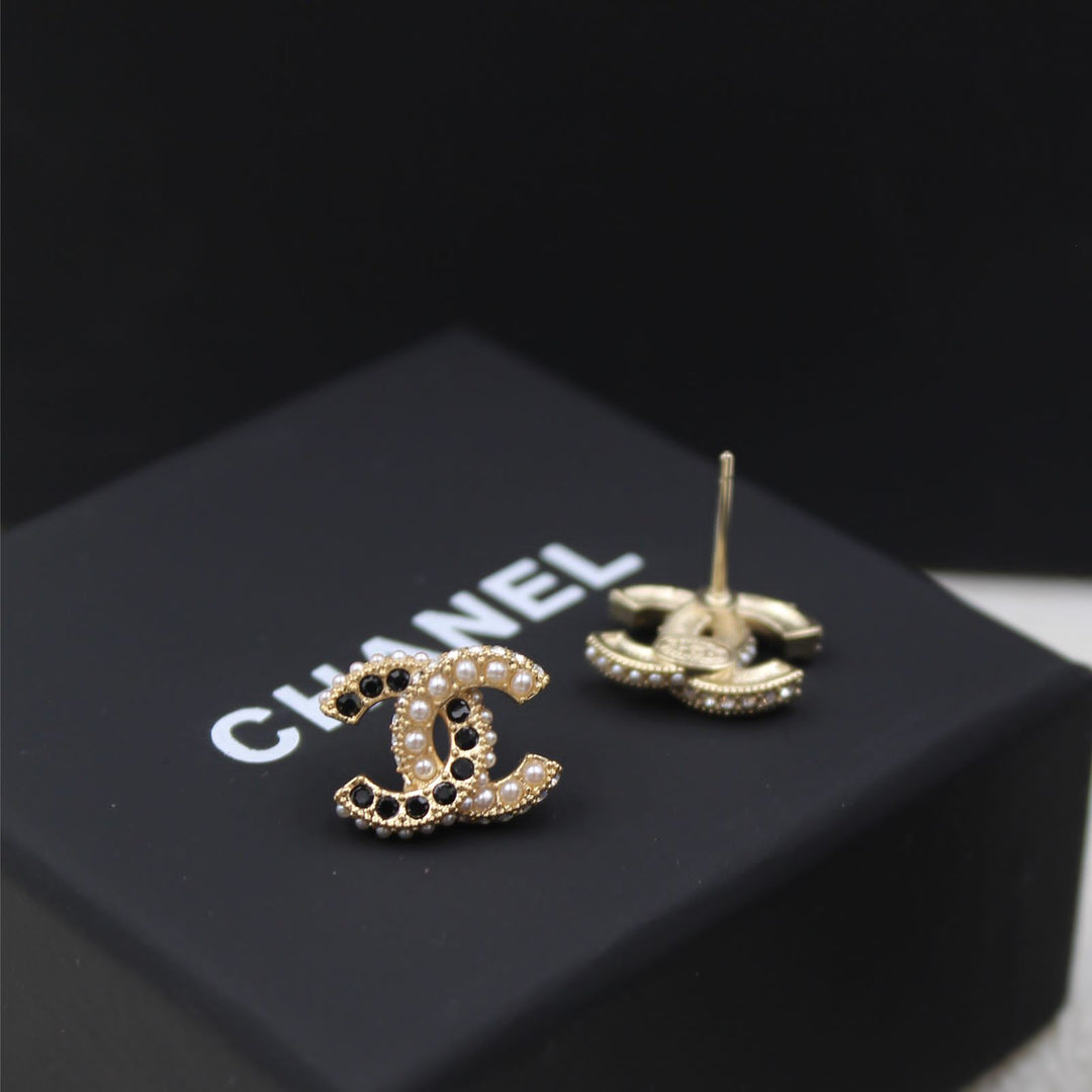 Ladies rings & earrings Lilly Onlines