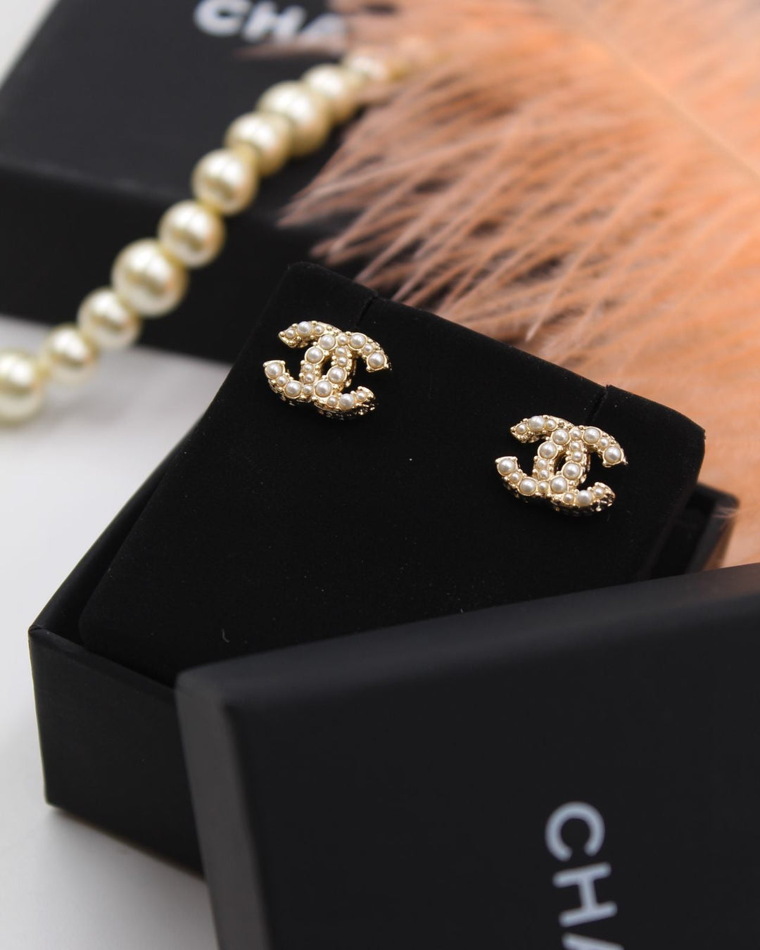 Ladies rings & earrings Lilly Onlines