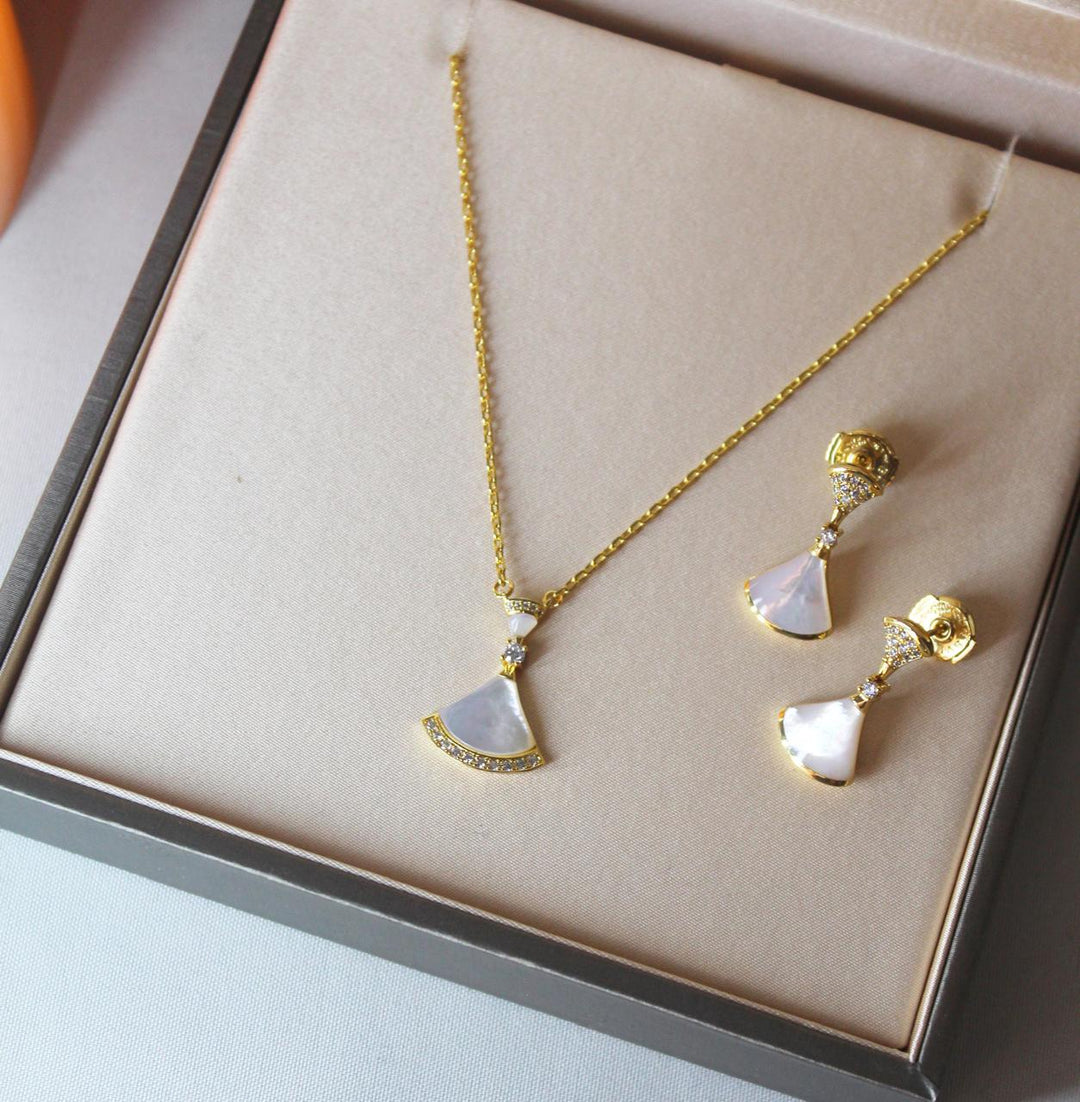 Ladies jewelry set Lilly Onlines
