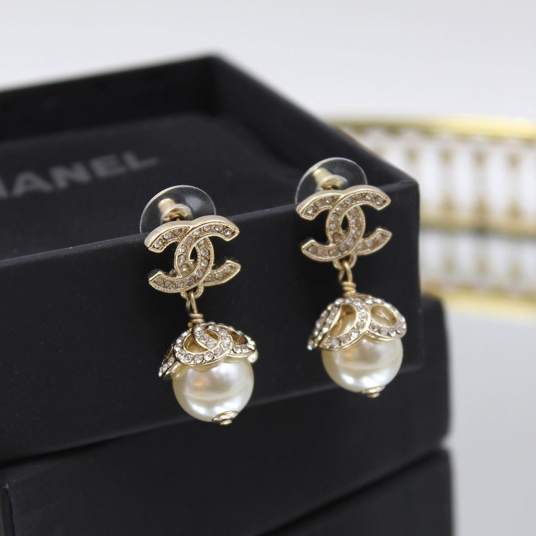 Ladies rings & earrings Lilly Onlines