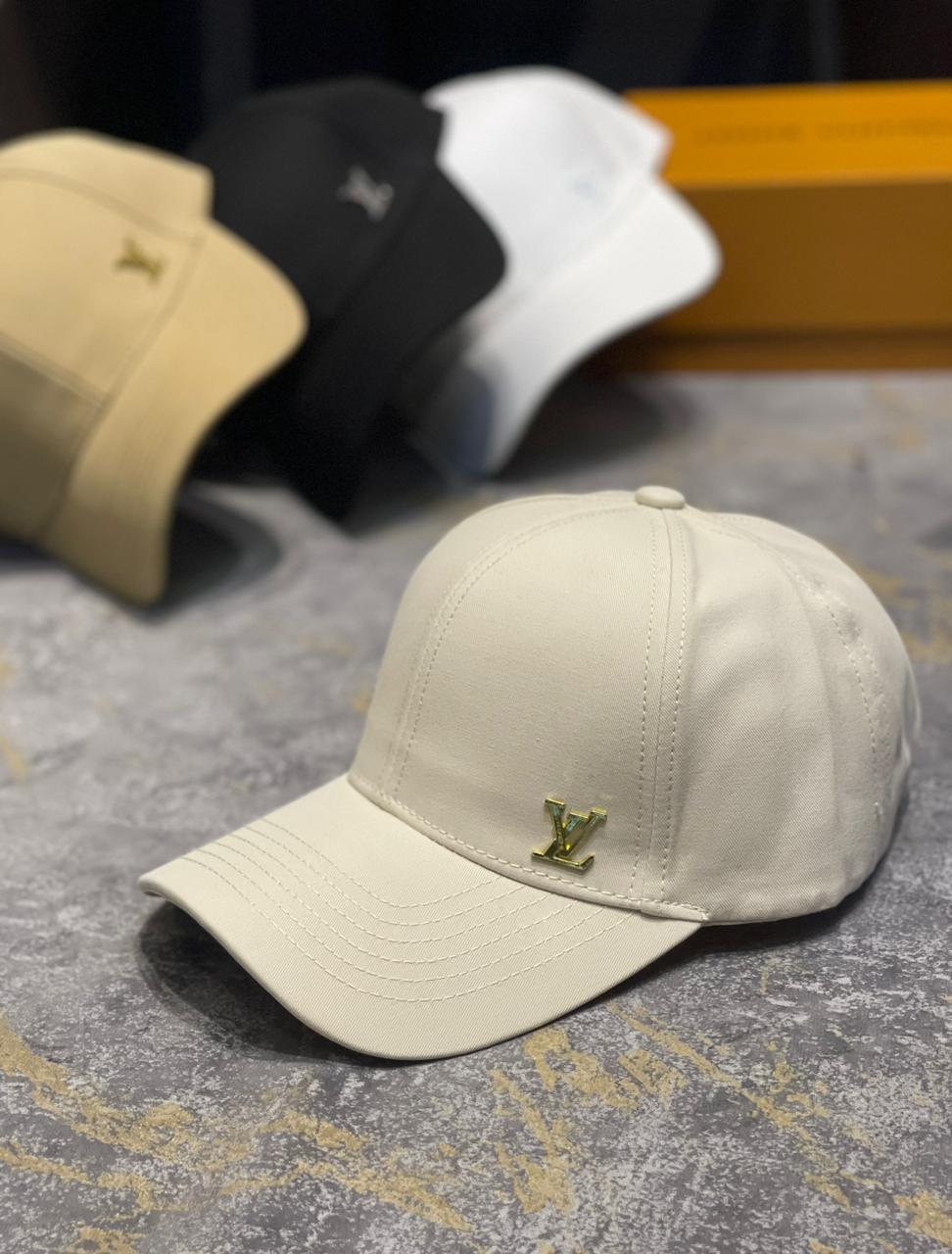 Men caps Lilly Onlines