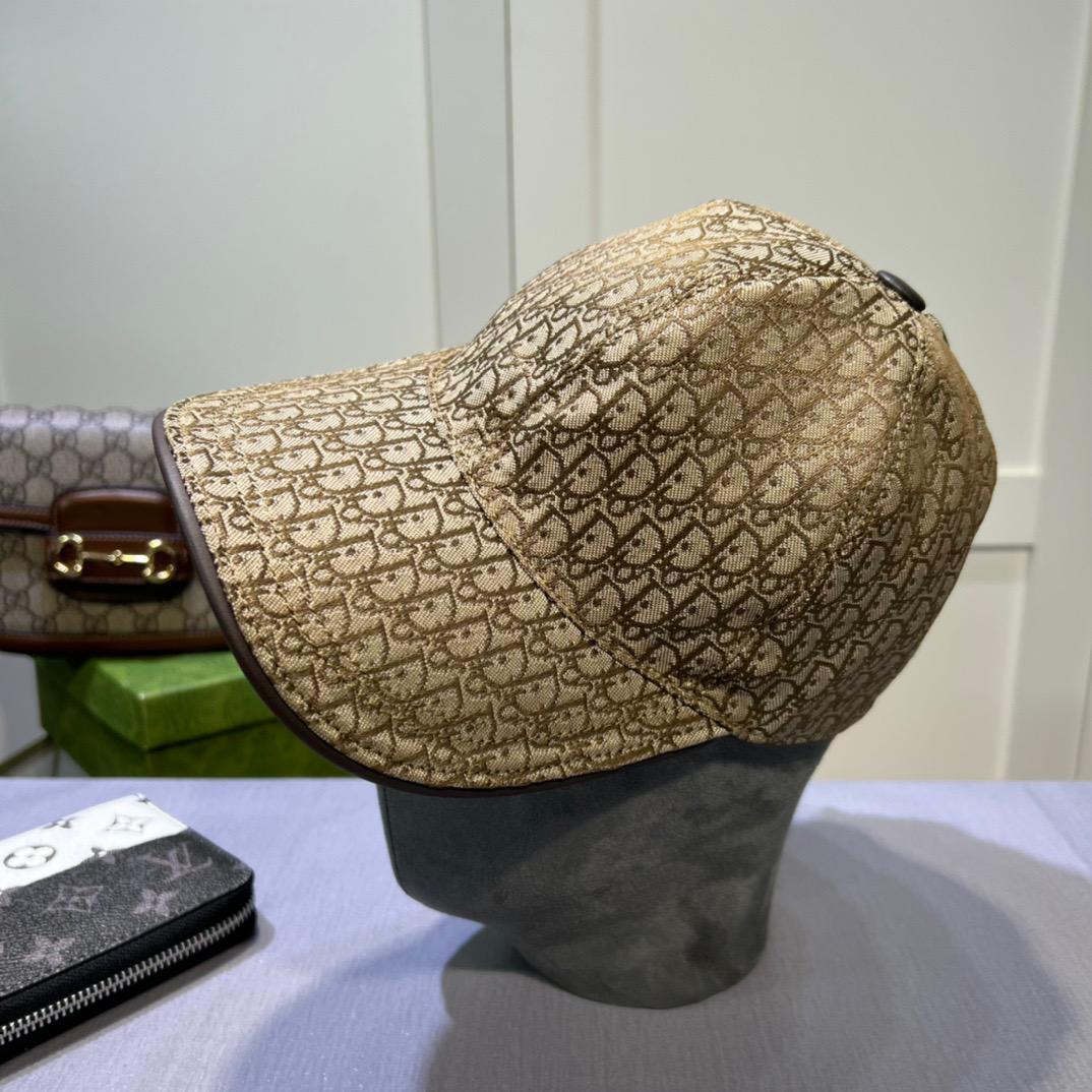 Men caps Lilly Onlines