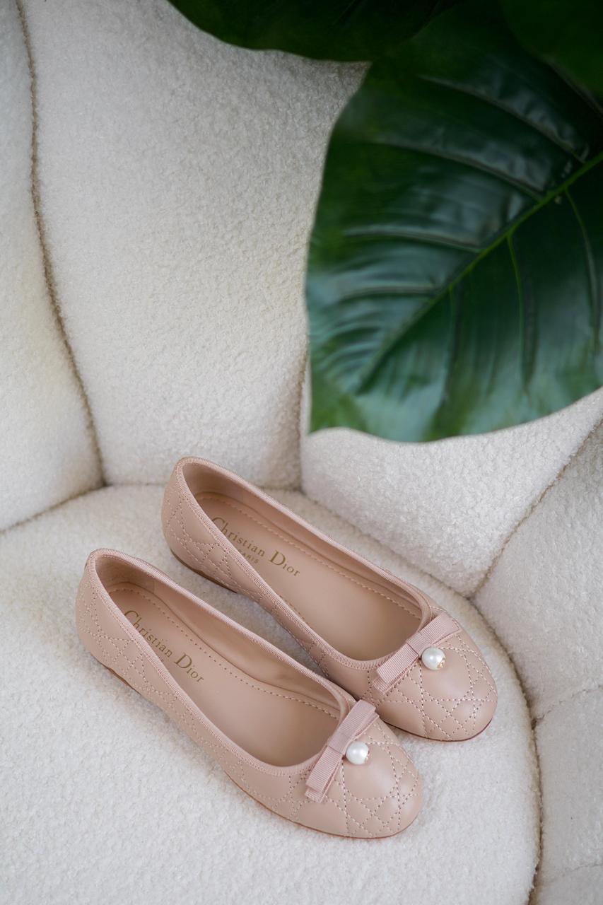 Ladies shoes & sneakers Lilly Onlines