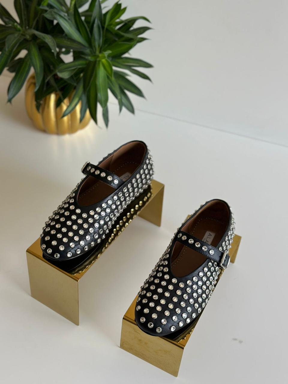 Ladies shoes & sneakers Lilly Onlines