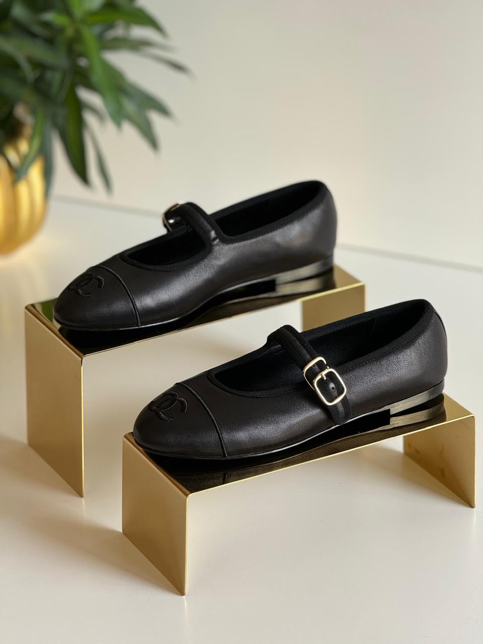 Ladies shoes & sneakers Lilly Onlines