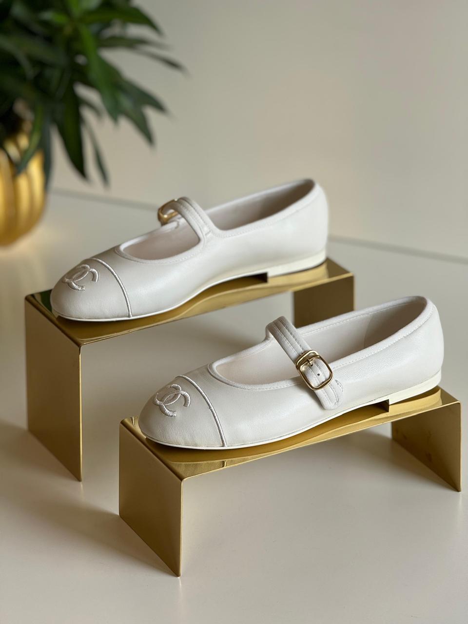 Ladies shoes & sneakers Lilly Onlines