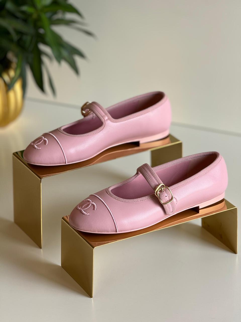 Ladies shoes & sneakers Lilly Onlines