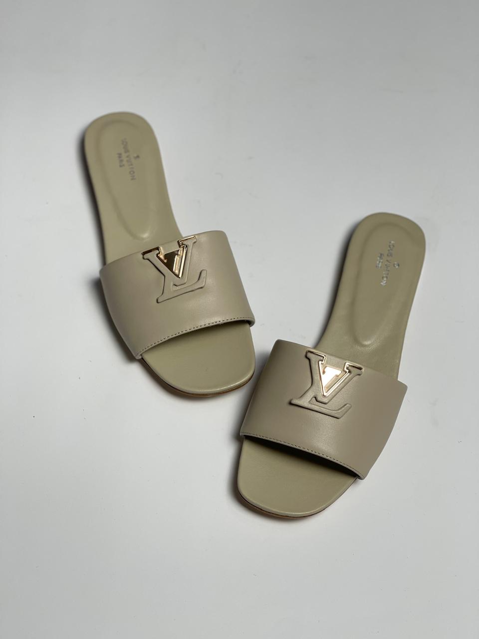 Ladies flats  Lilly Onlines