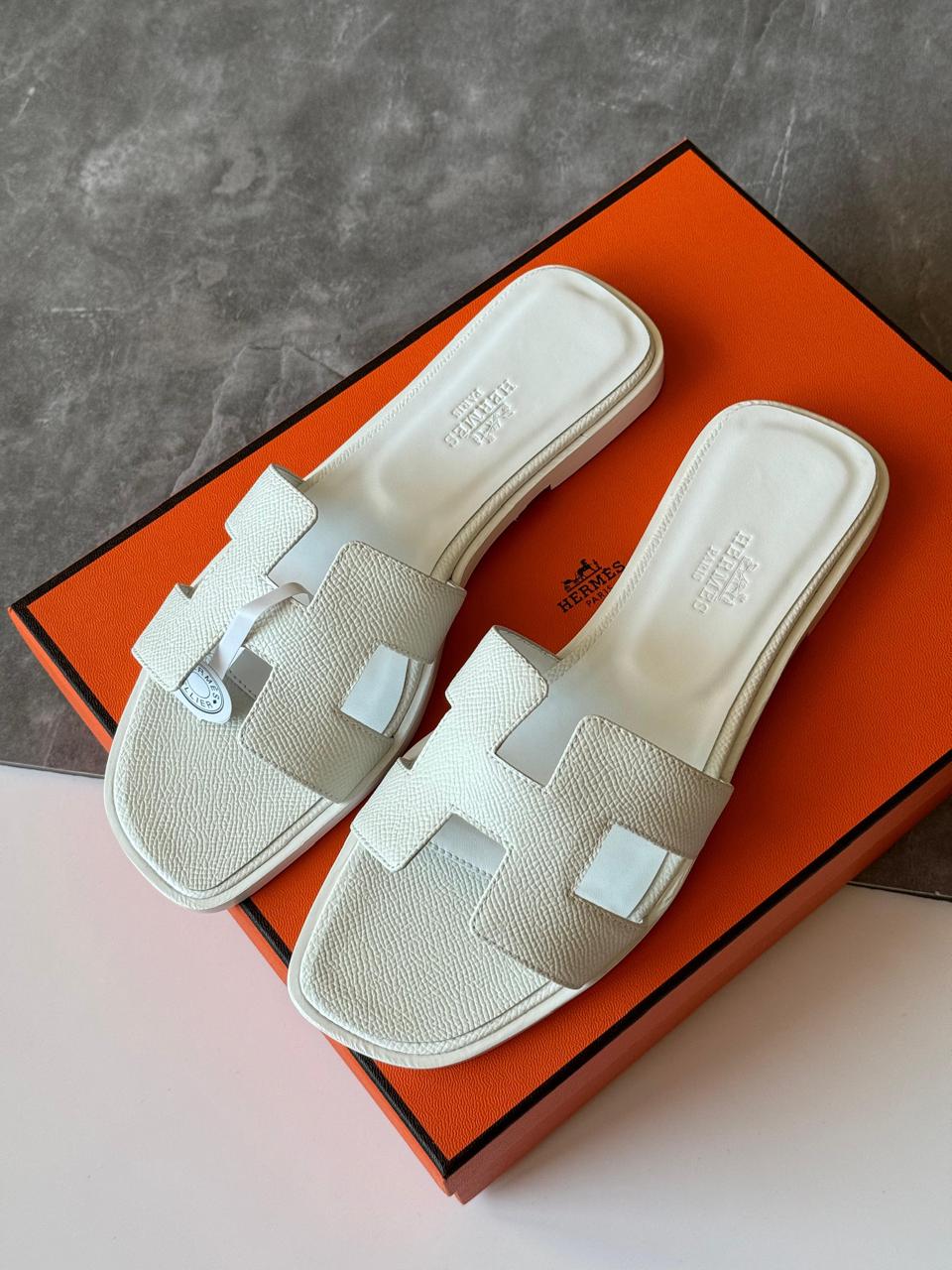 Ladies flats  Lilly Onlines