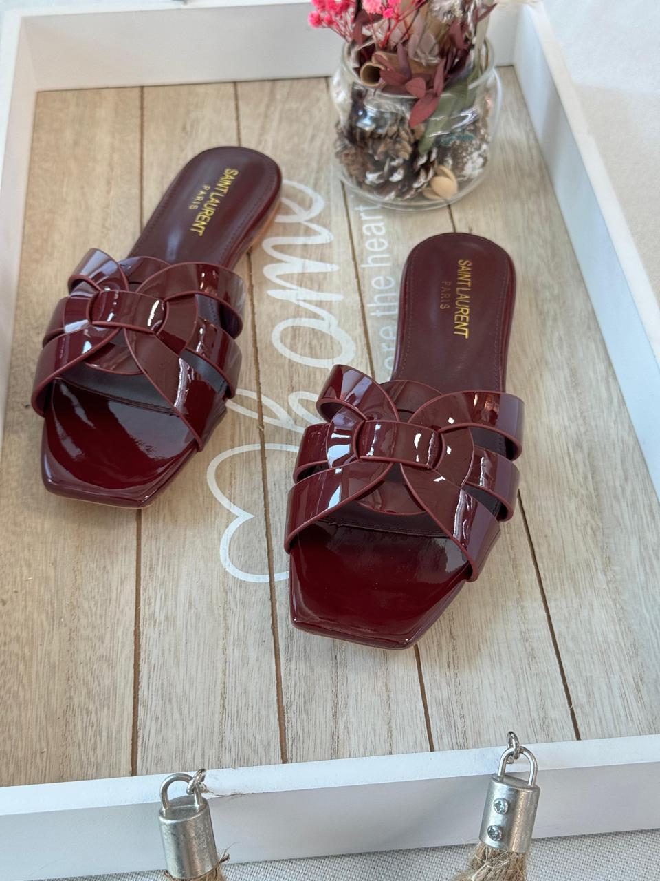Ladies flats  Lilly Onlines