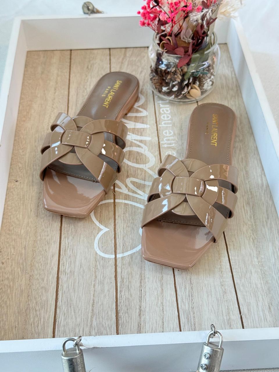 Ladies flats  Lilly Onlines