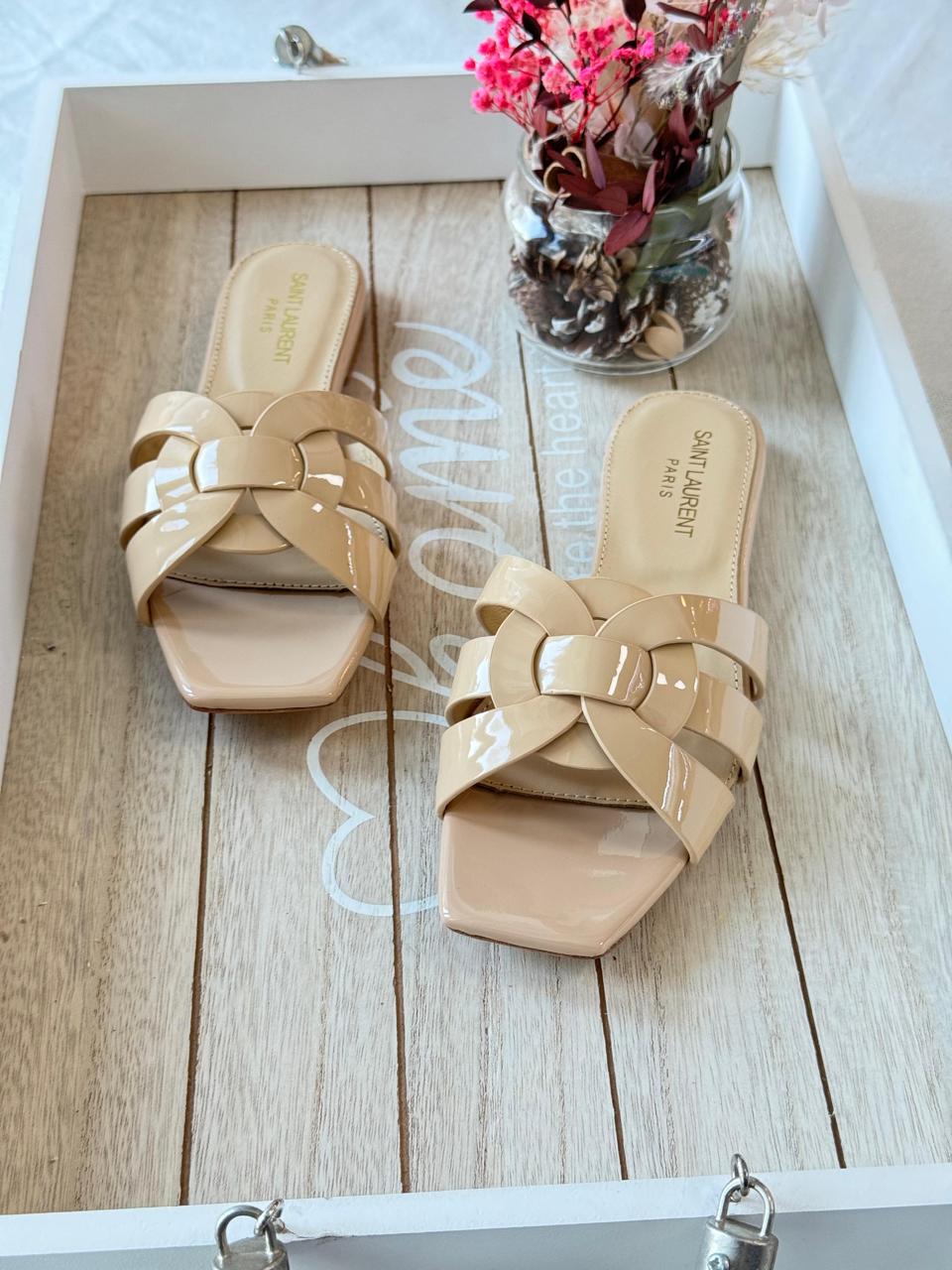 Ladies flats  Lilly Onlines