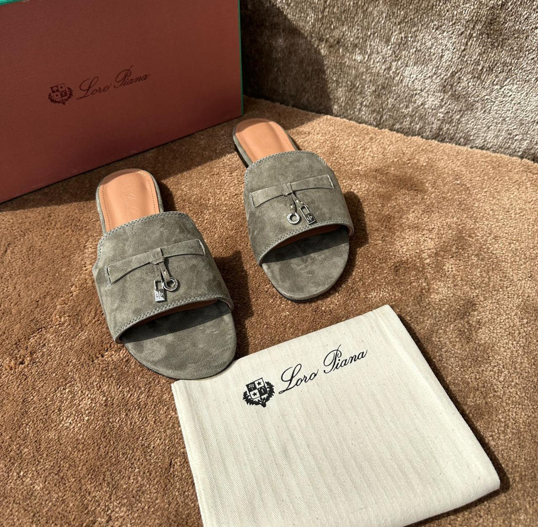 Ladies flats  Lilly Onlines