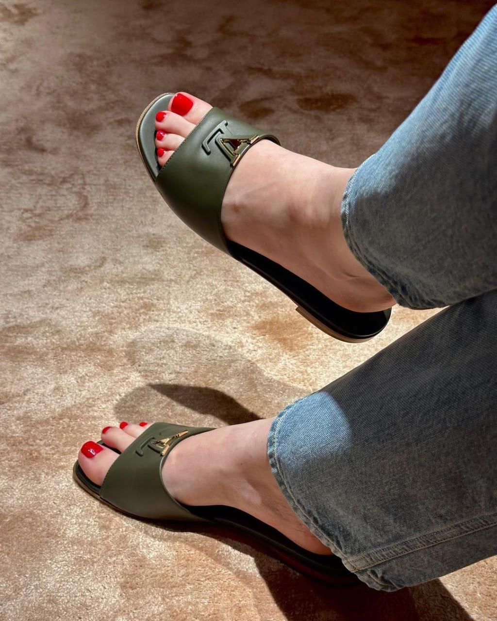 Ladies flats  Lilly Onlines