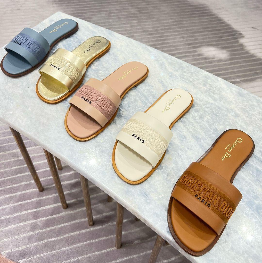 Ladies flats  Lilly Onlines