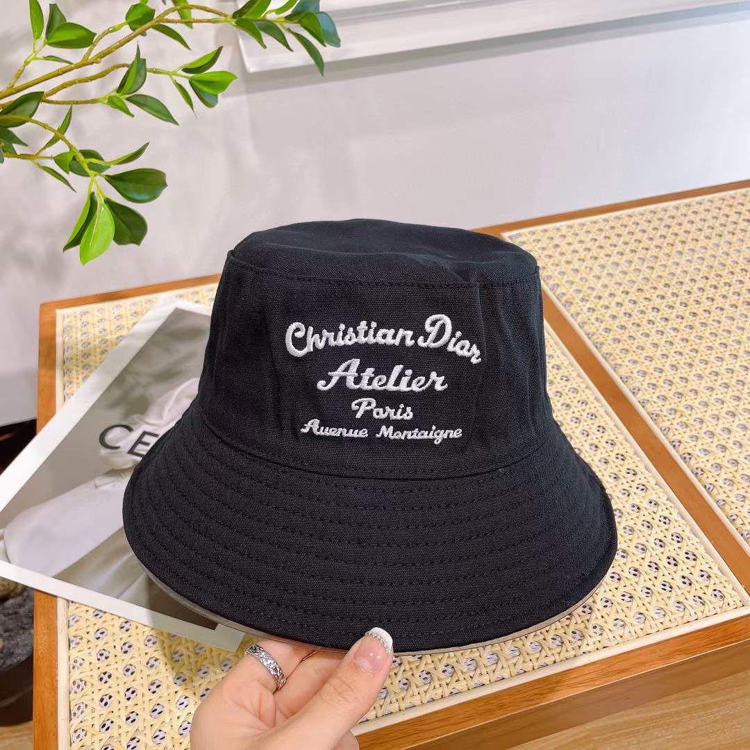 Ladies hats & caps Lilly Onlines