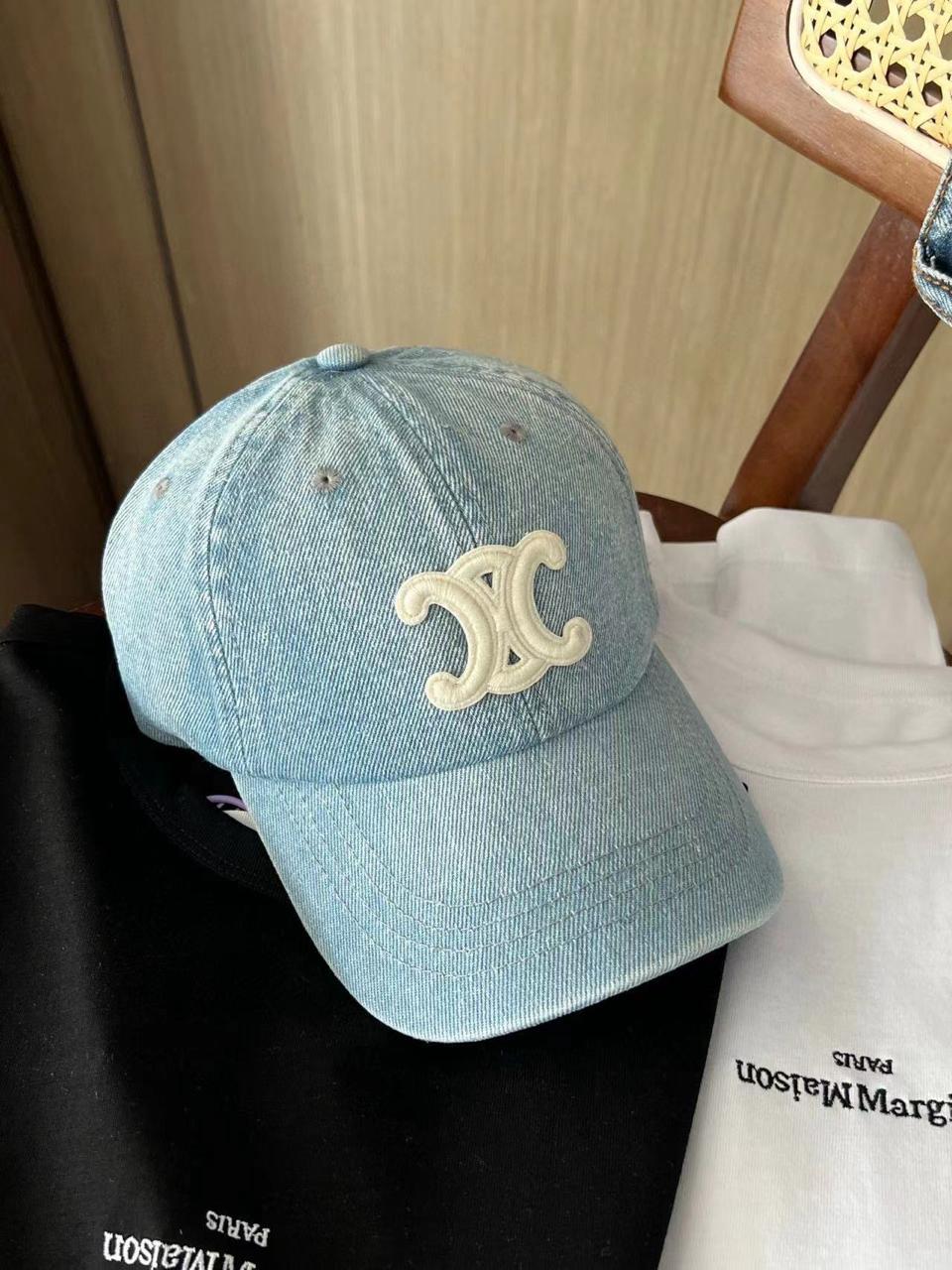 Ladies hats & caps Lilly Onlines