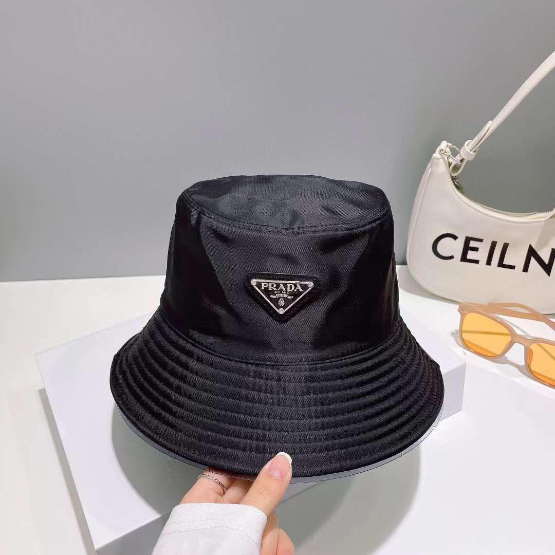 Ladies hats & caps Lilly Onlines