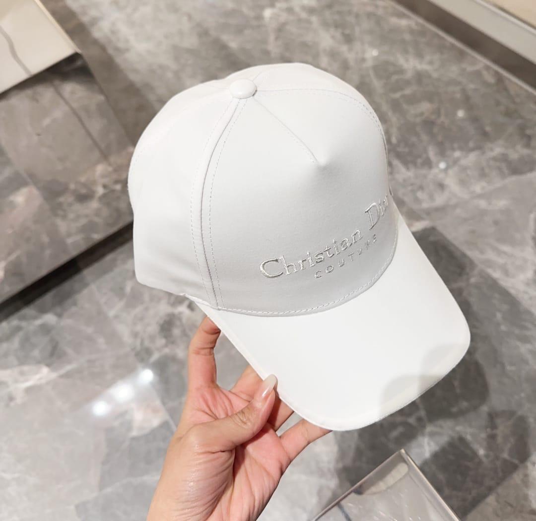 Ladies hats & caps Lilly Onlines