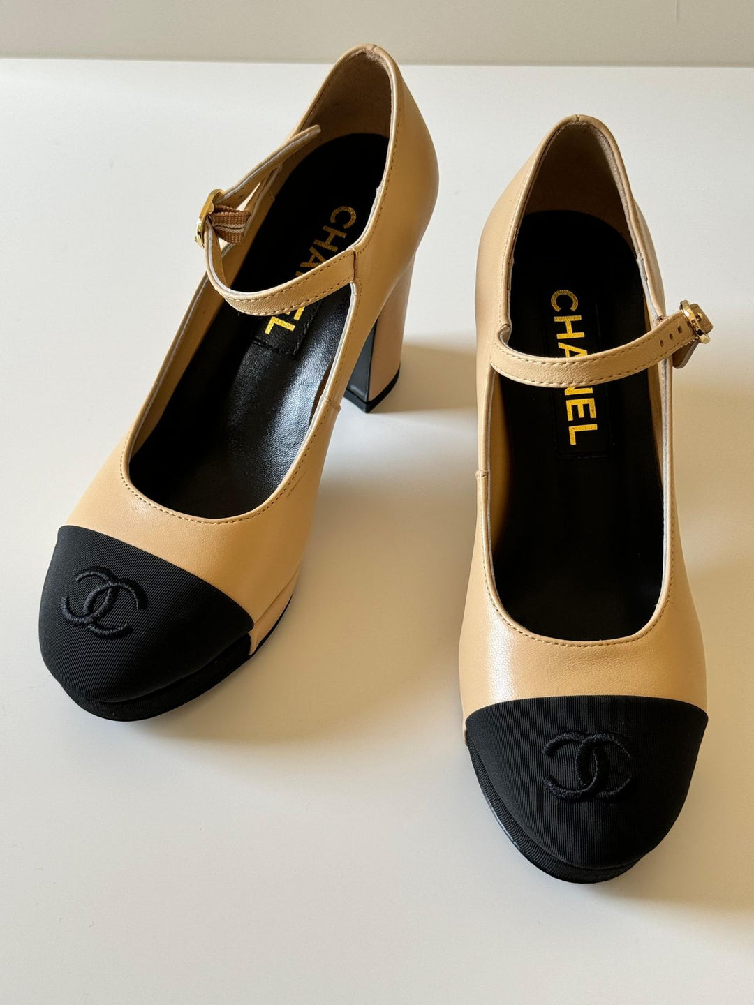 Ladies heels Lilly Onlines