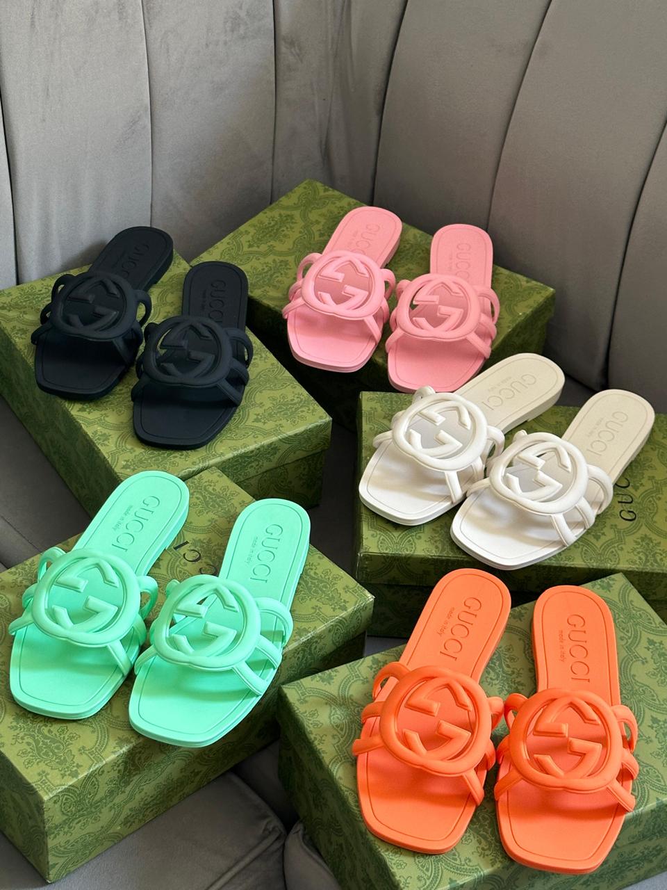 Ladies flats Lilly Onlines