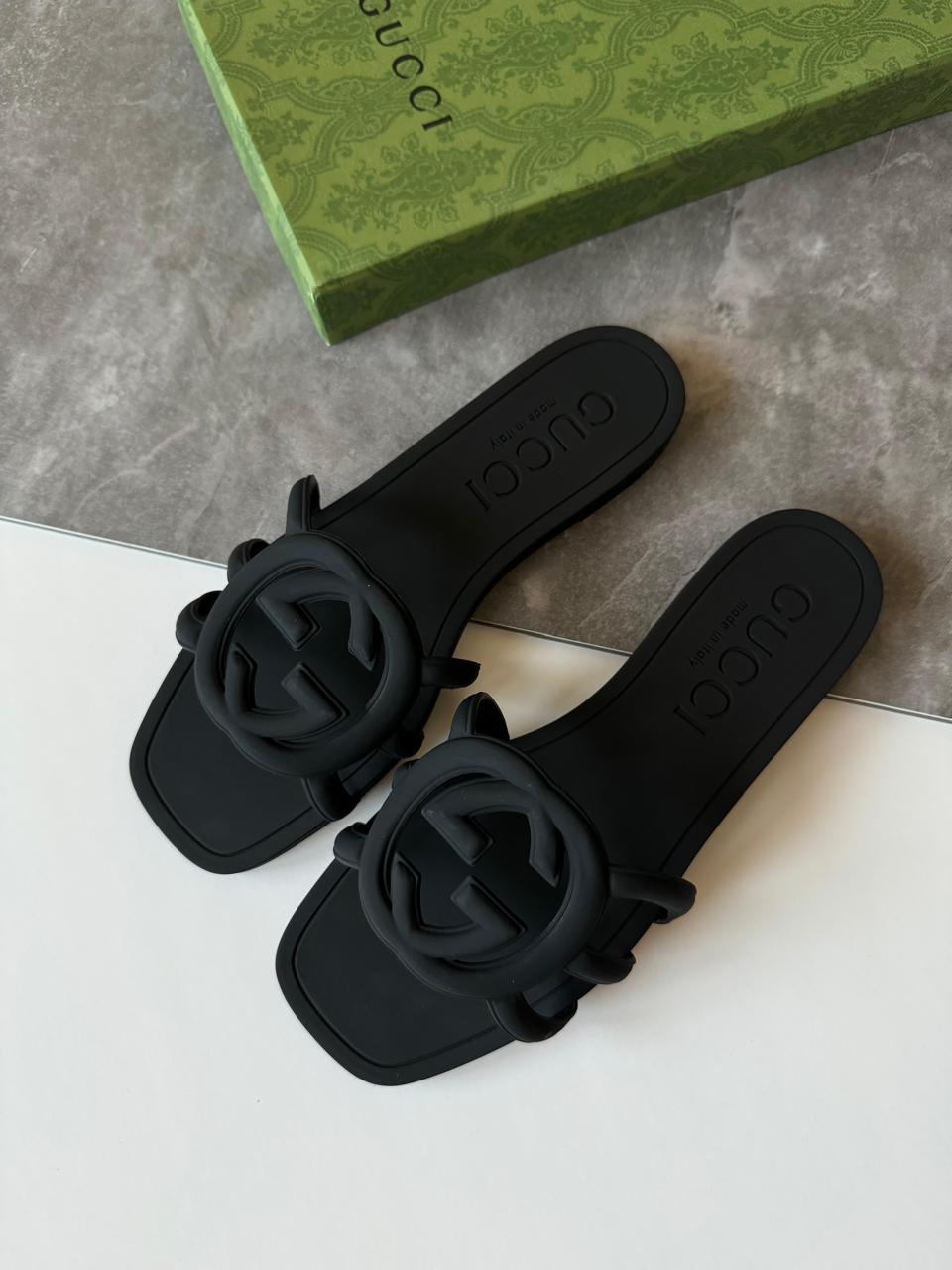 Ladies flats Lilly Onlines