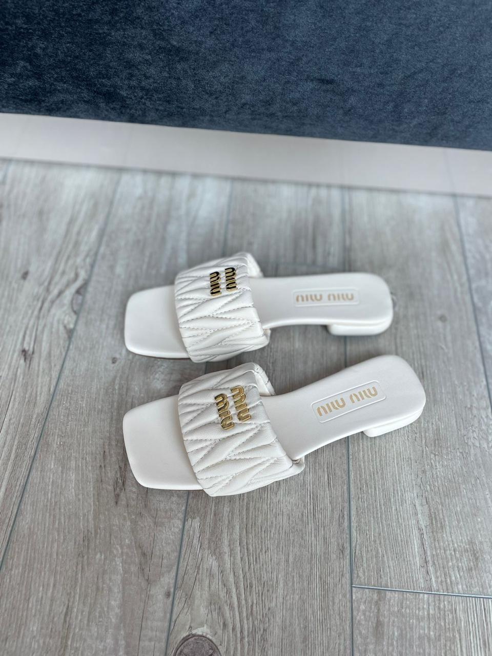 Ladies flats Lilly Onlines