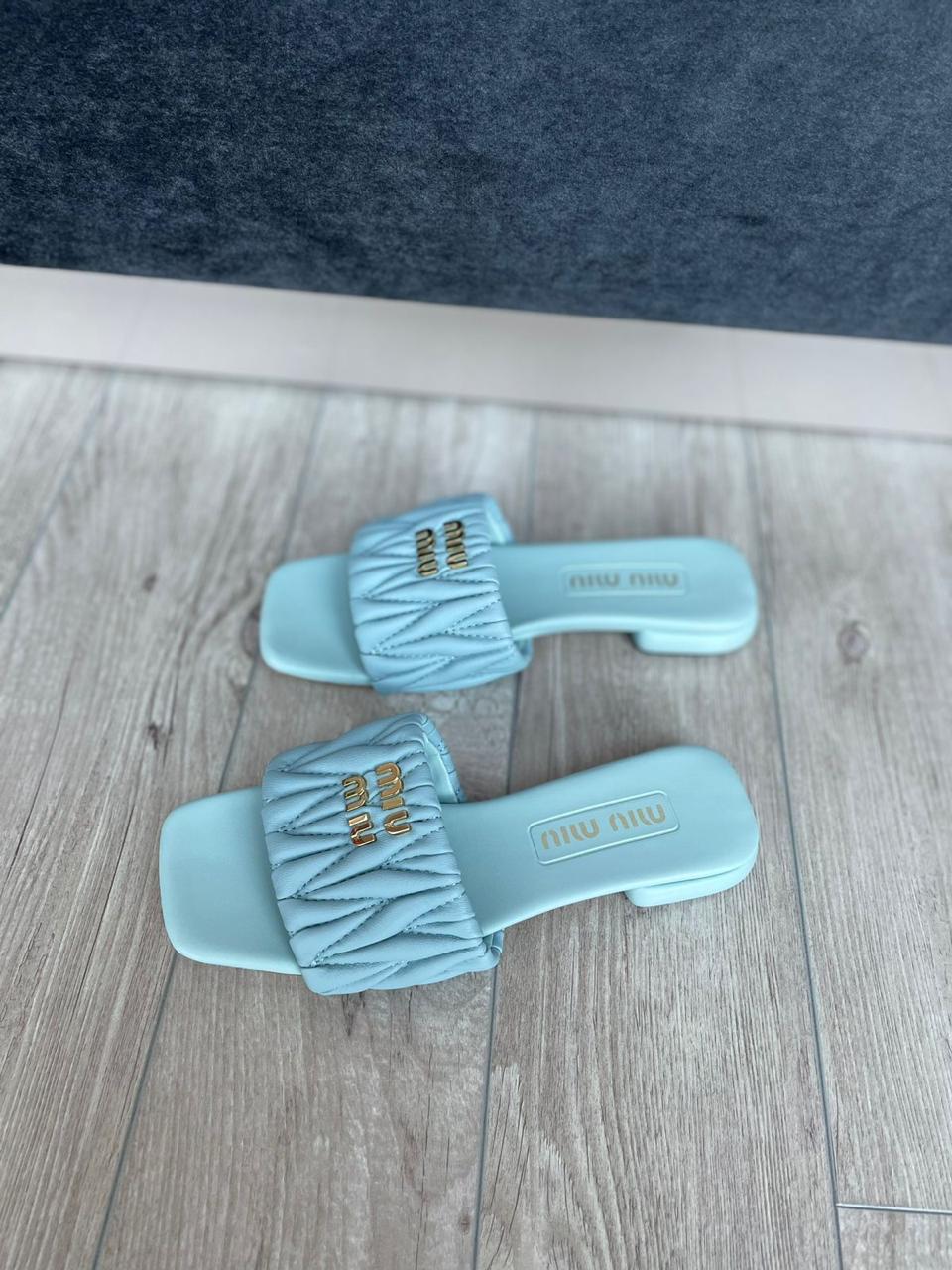 Ladies flats Lilly Onlines