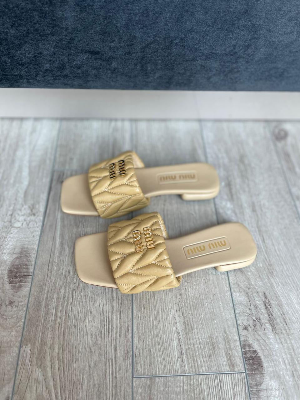 Ladies flats Lilly Onlines