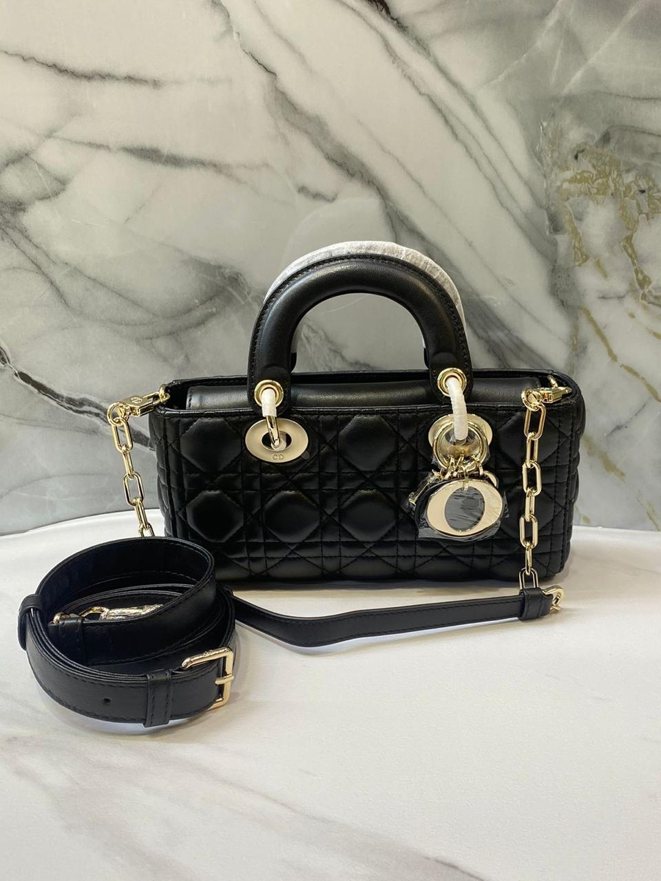 Ladies dior bags Lilly Onlines