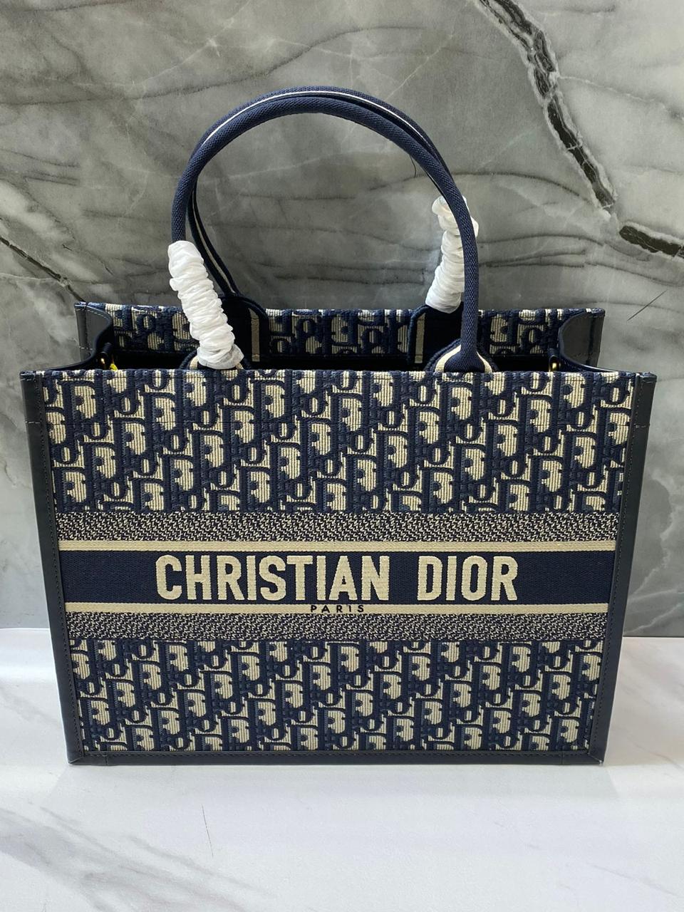 Ladies dior bags Lilly Onlines