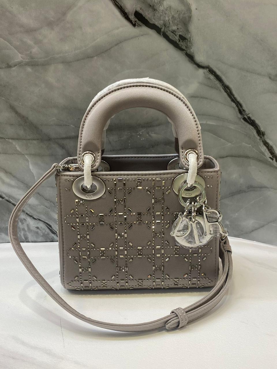 Ladies dior bags Lilly Onlines