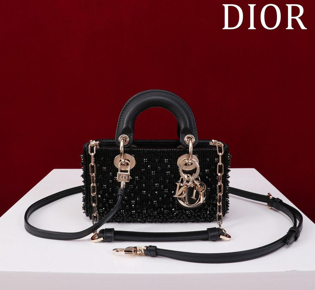Ladies dior bags Lilly Onlines
