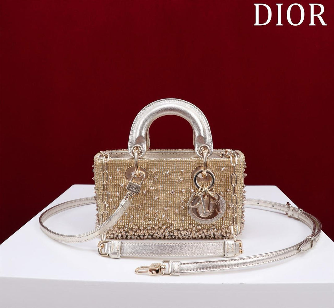 Ladies dior bags Lilly Onlines