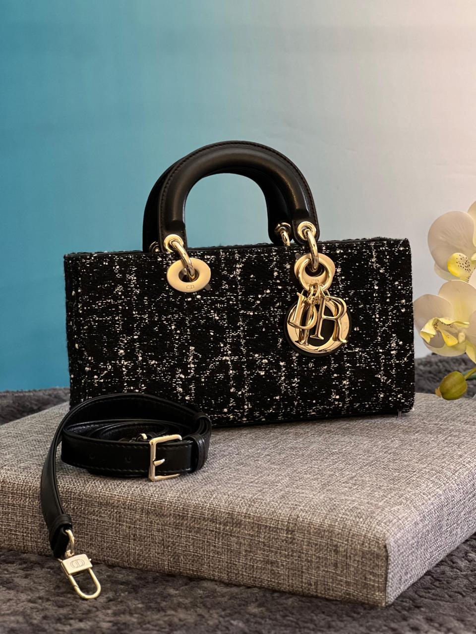 Ladies dior bags Lilly Onlines