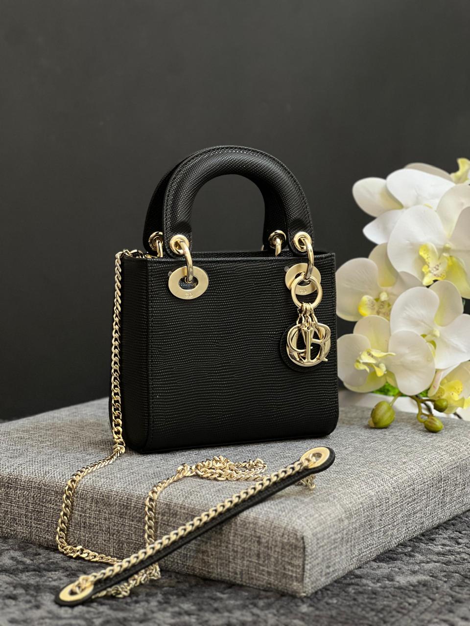 Ladies dior bags Lilly Onlines
