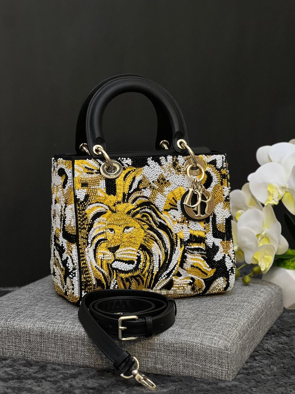 Ladies dior bags Lilly Onlines