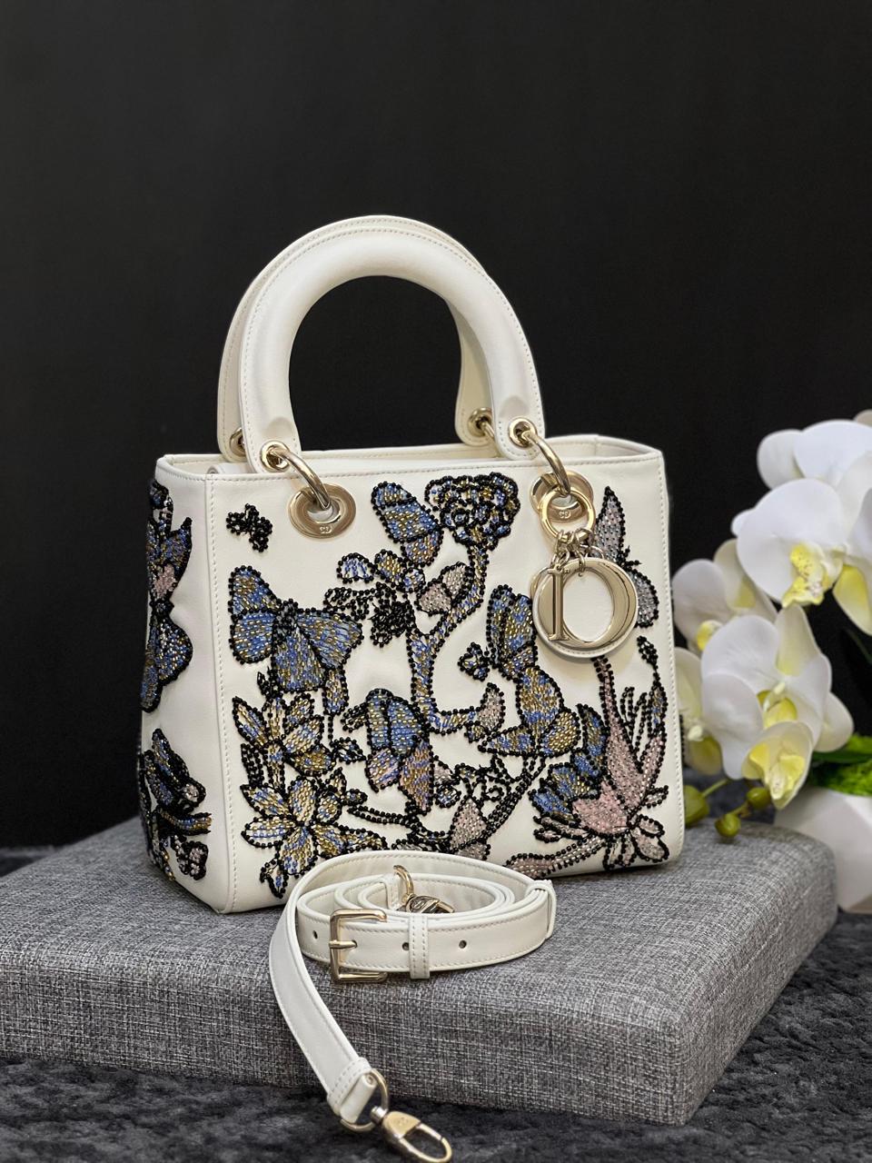 Ladies dior bags Lilly Onlines
