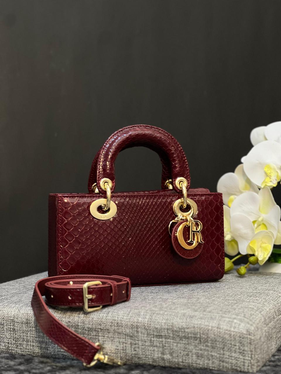 Ladies dior bags Lilly Onlines