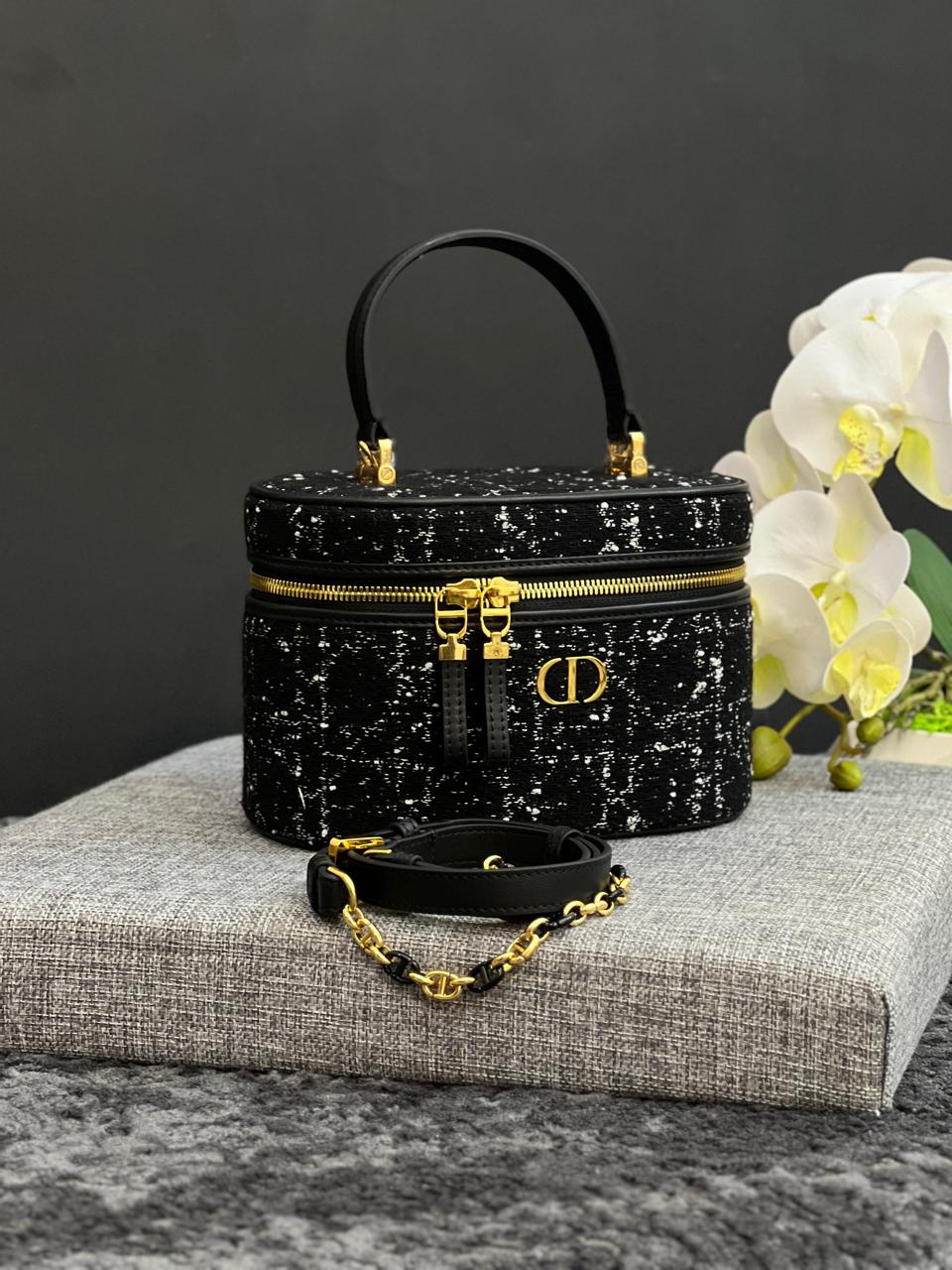 Ladies dior bags Lilly Onlines
