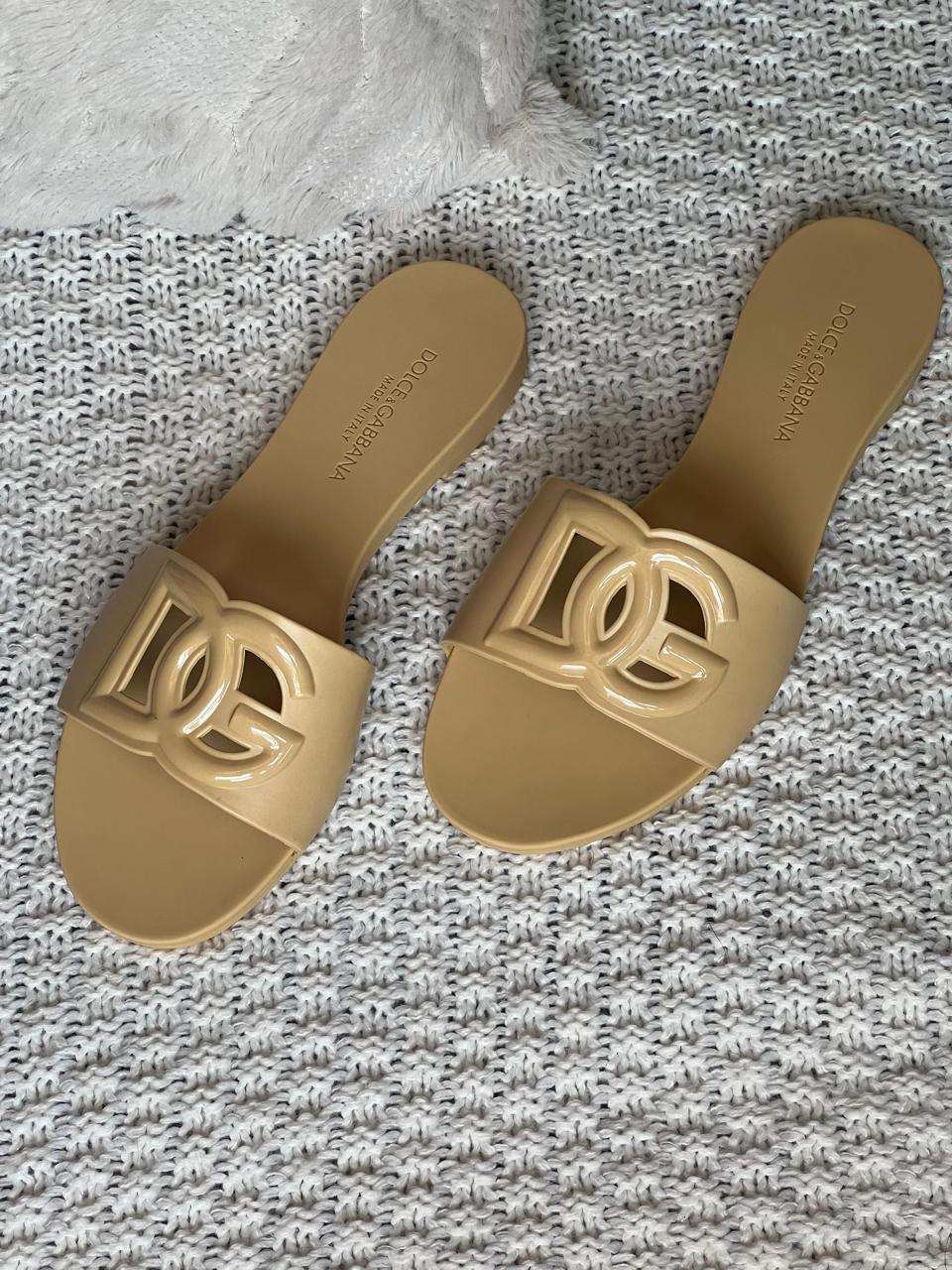 ladies flats Lilly Onlines