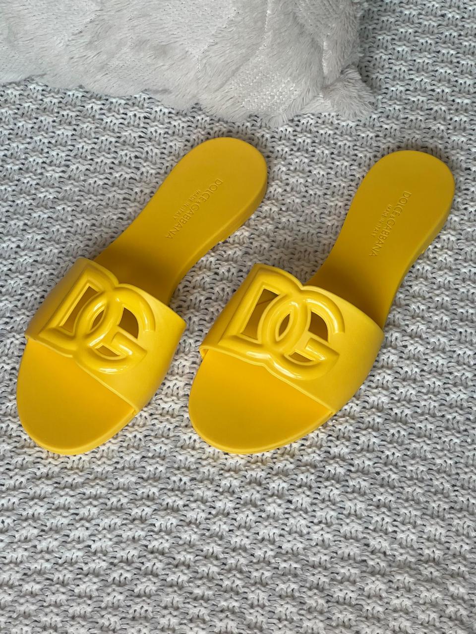 ladies flats Lilly Onlines