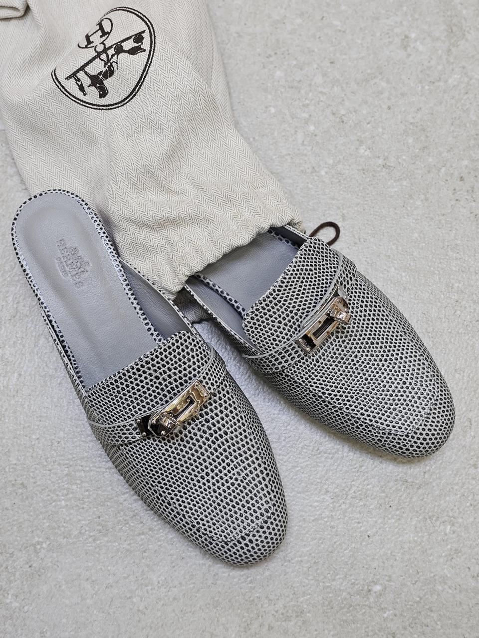 ladies flats Lilly Onlines