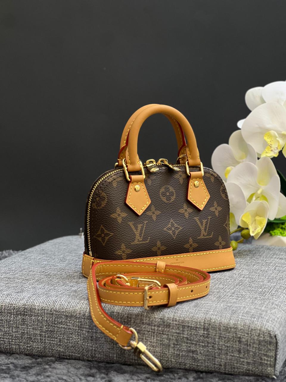 Ladies lv bags Lilly Onlines