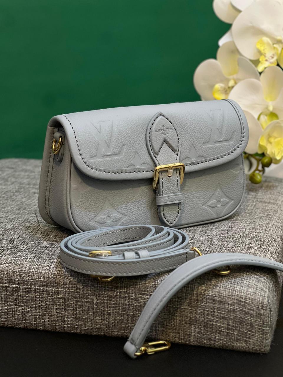 Ladies lv bags Lilly Onlines