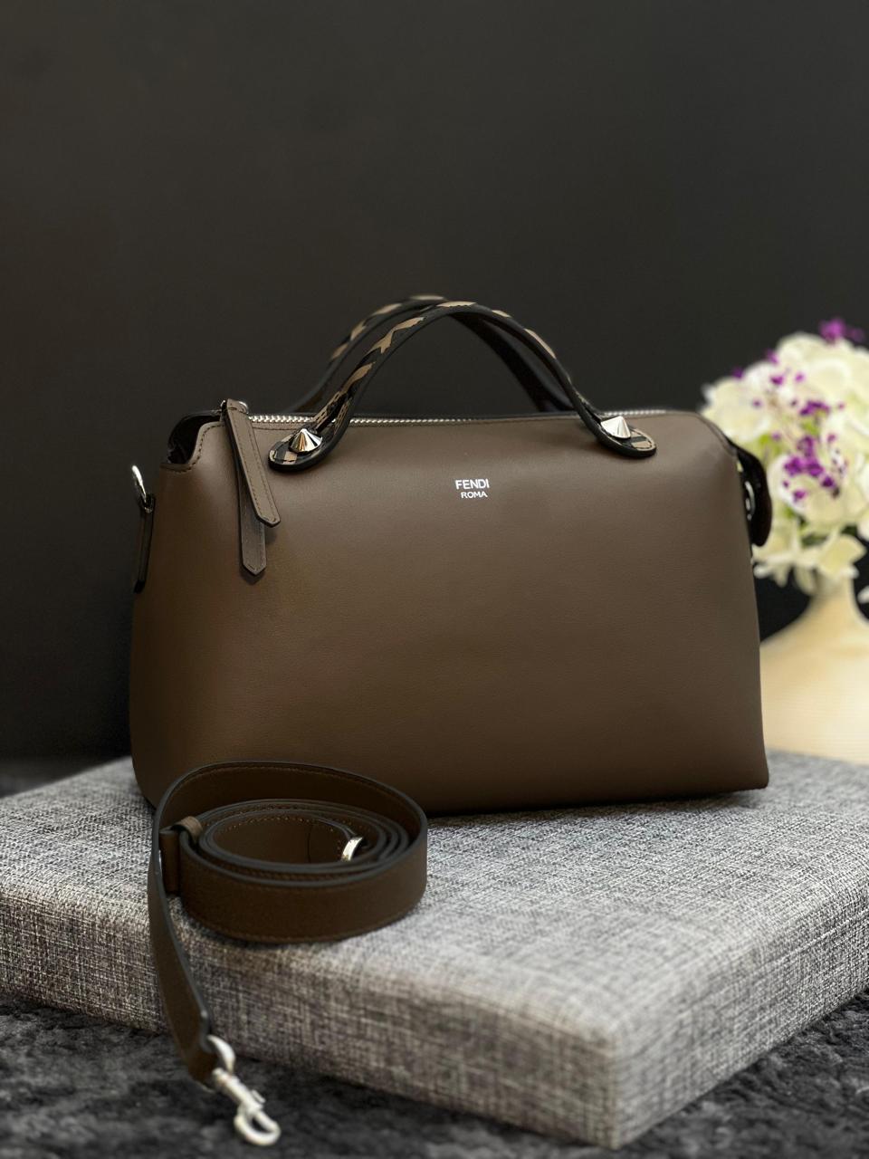 Ladies fendi bags Lilly Onlines