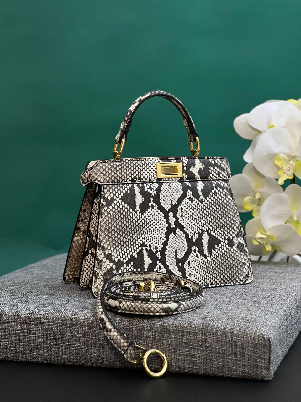 Ladies fendi bags Lilly Onlines